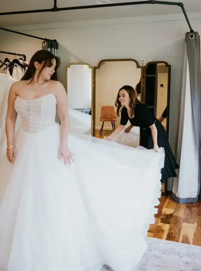 Why Shopping for Your Wedding Dress Early Makes the Entire Journey More Magical. Desktop Image