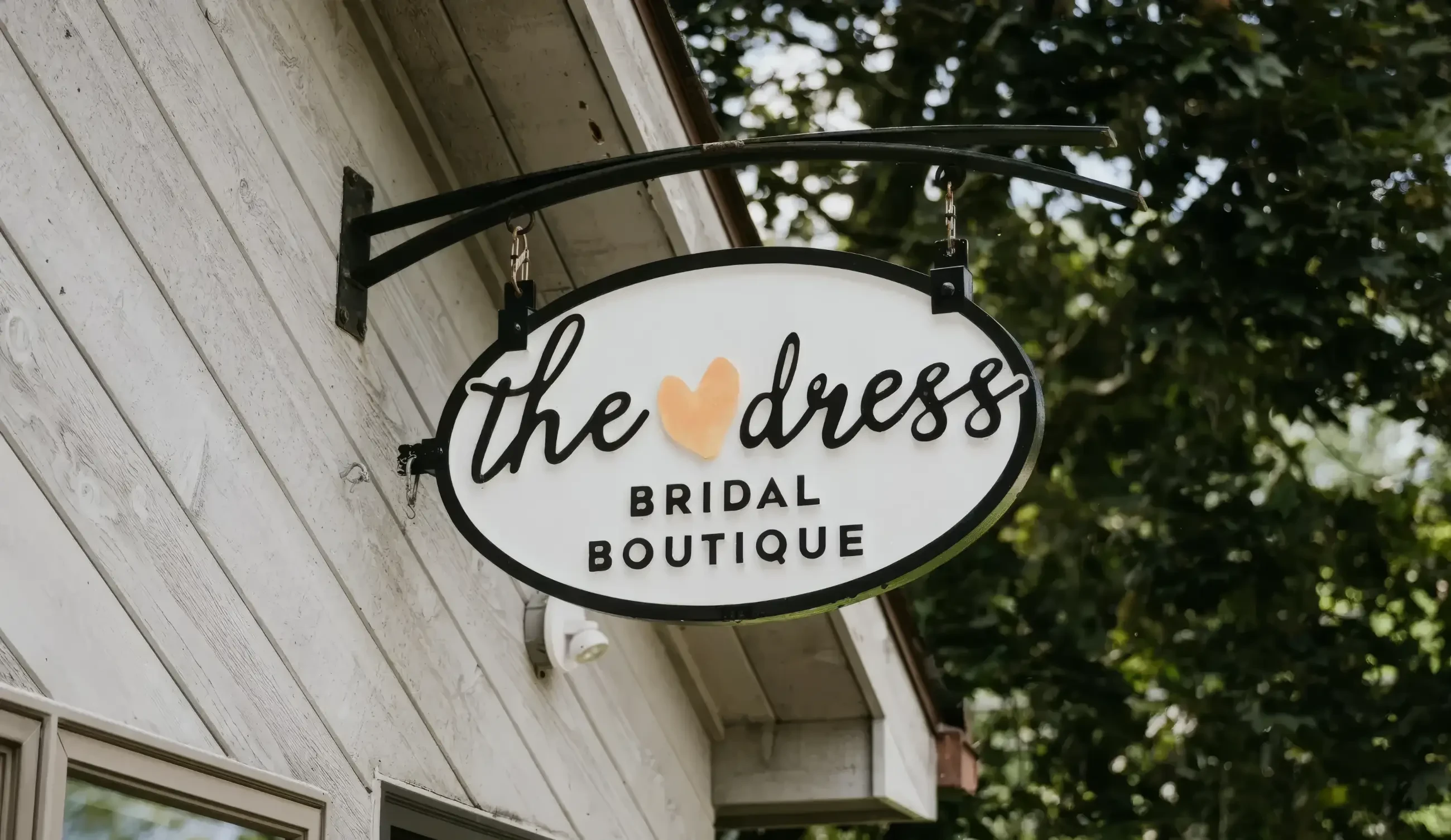 What to Expect When Shopping at The Dress Bridal Boutique Image