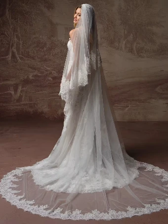 Rebecca Ingram Esmeralda Lane #7 All Ivory/Ivory Illusion thumbnail